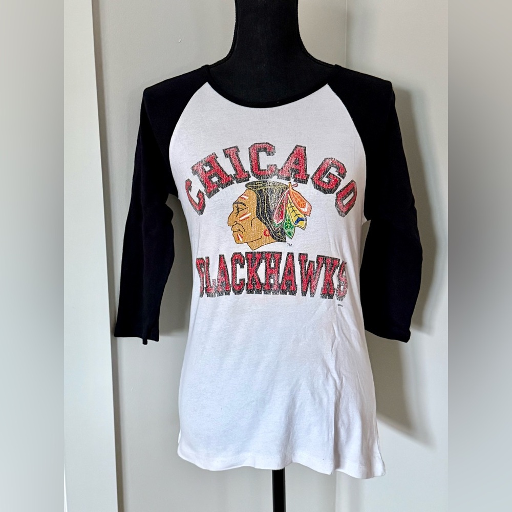 NHL Chicago Blackhawks 3/4 sleeve baseball tee